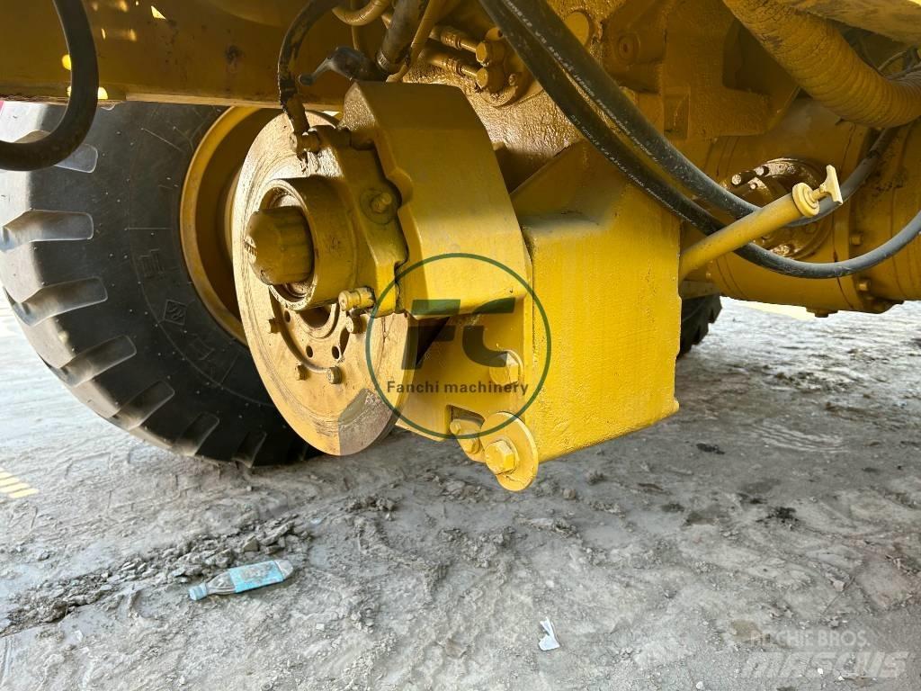 CAT 120 K Grader
