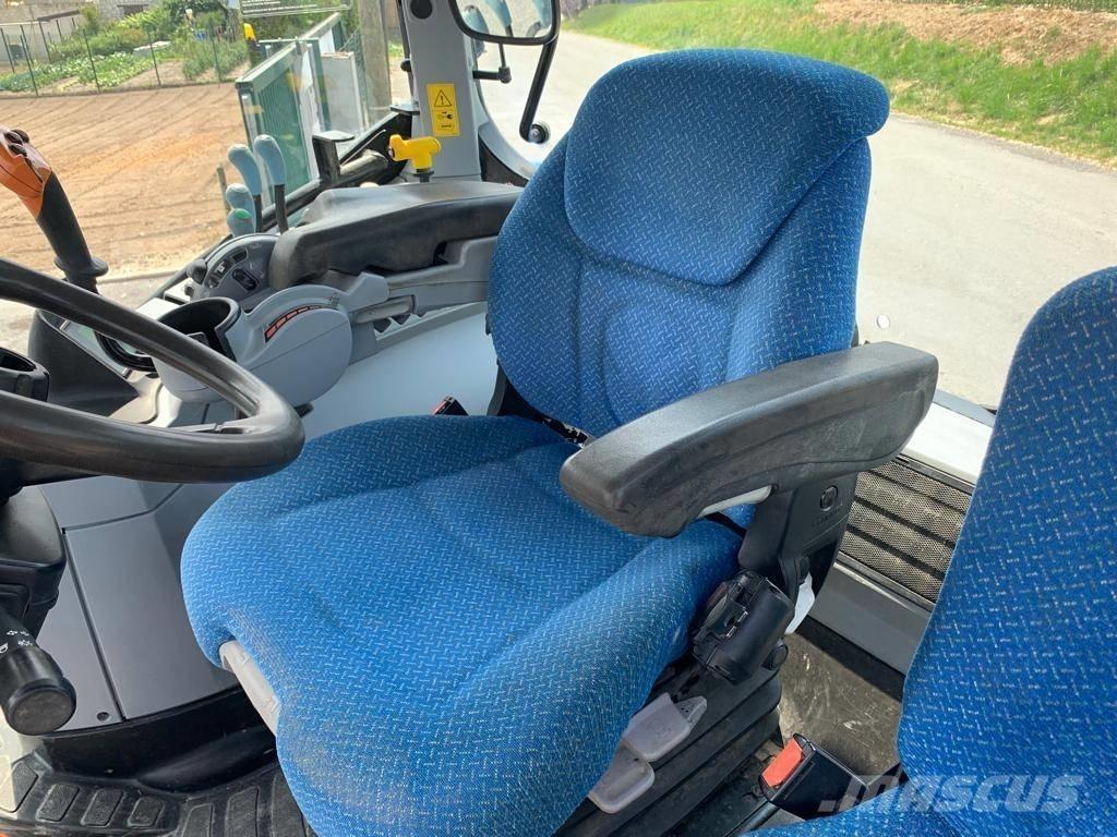New Holland T 7.210 Traktoren