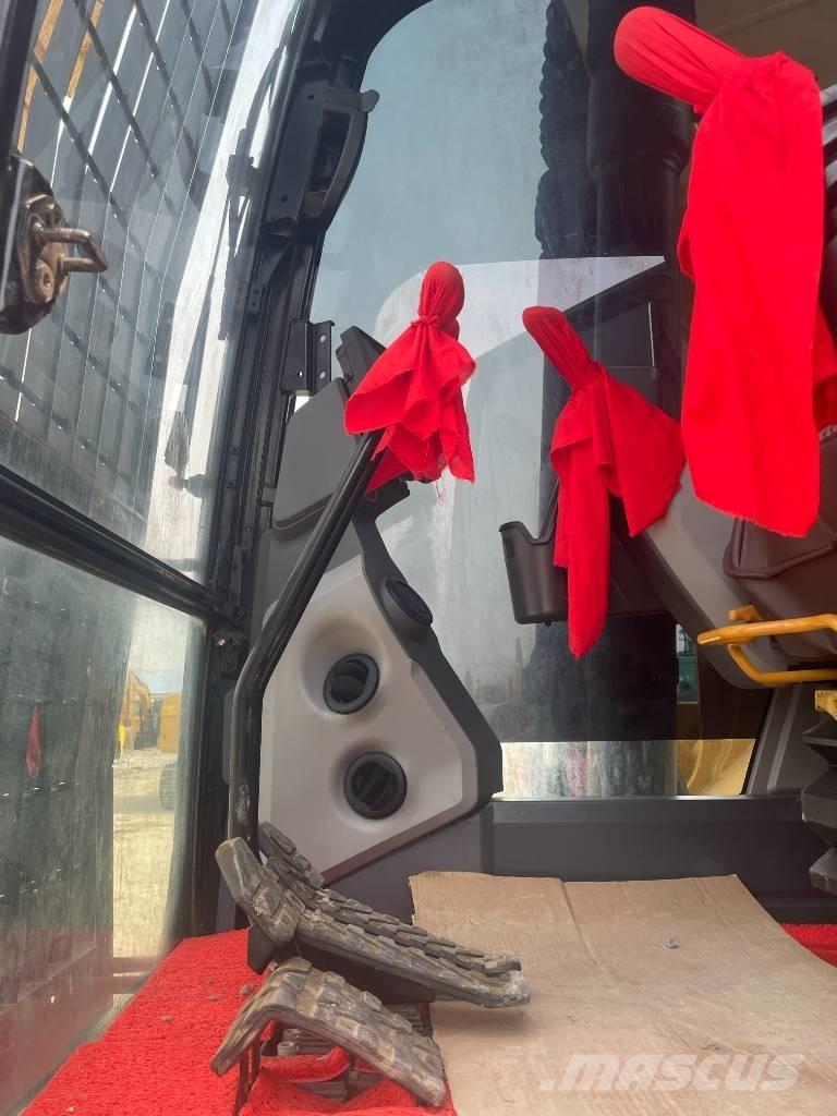 CAT 323GC Raupenbagger