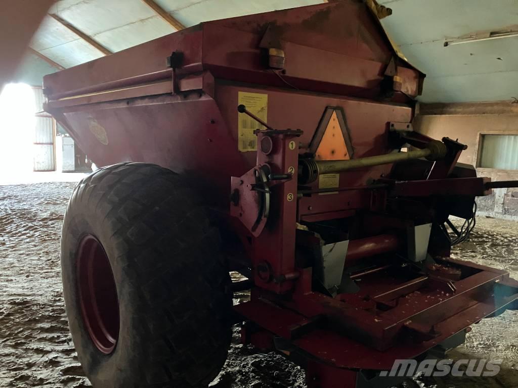 Bredal B 4 Düngemittelverteiler