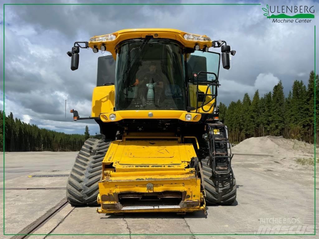 New Holland CR9090 Mähdrescher