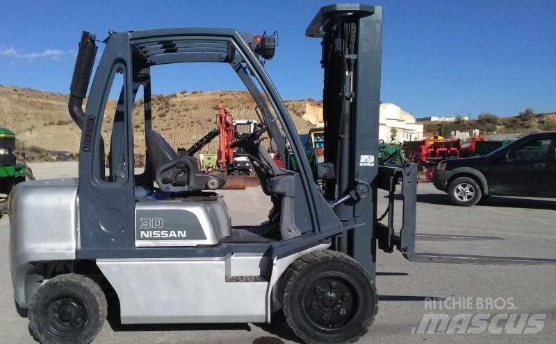 Nissan FGD02A30Q Diesel heftrucks