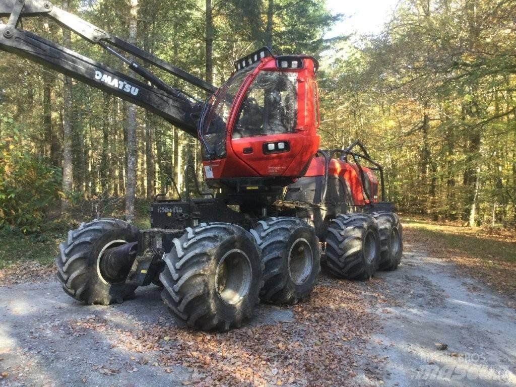 Komatsu 931 XC Harvester