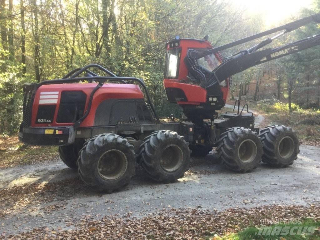 Komatsu 931 XC Harvester