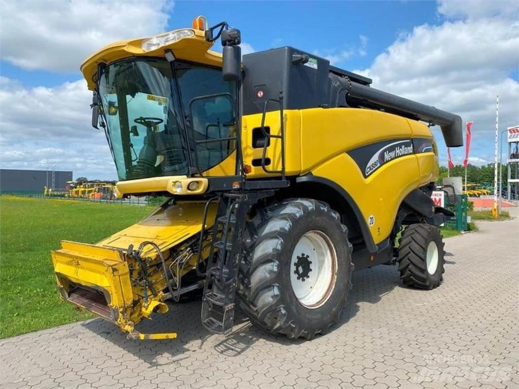 New Holland CX 880 Mähdrescher