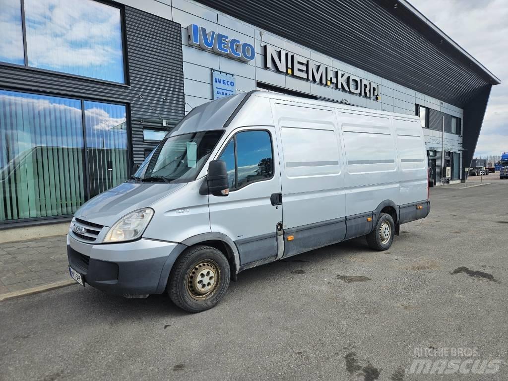 Iveco Daily 35S18 Lieferwagen