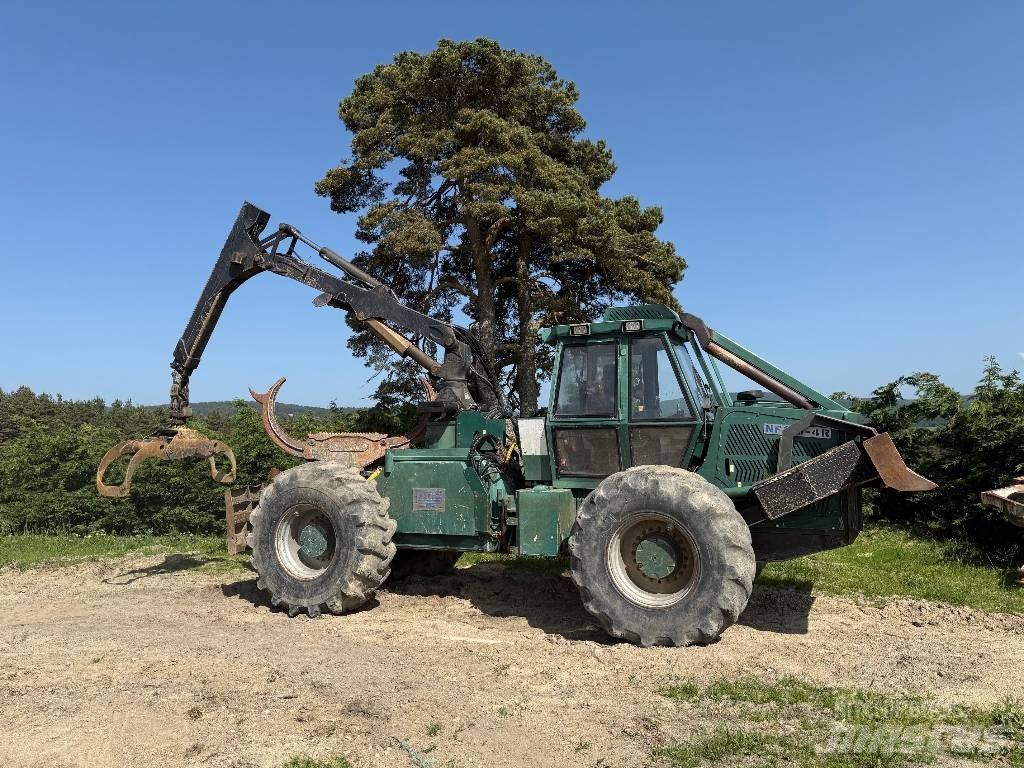 Noe NF210-4R Stammholzschlepper