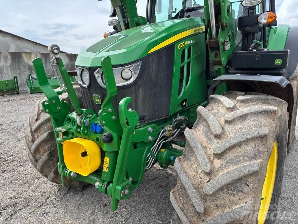 John Deere 6120M Traktoren