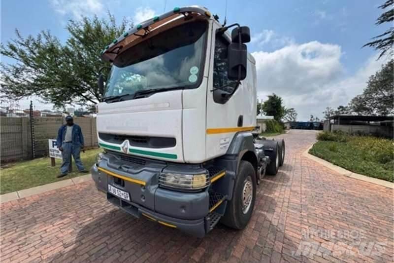 Renault KERAX Andere Fahrzeuge