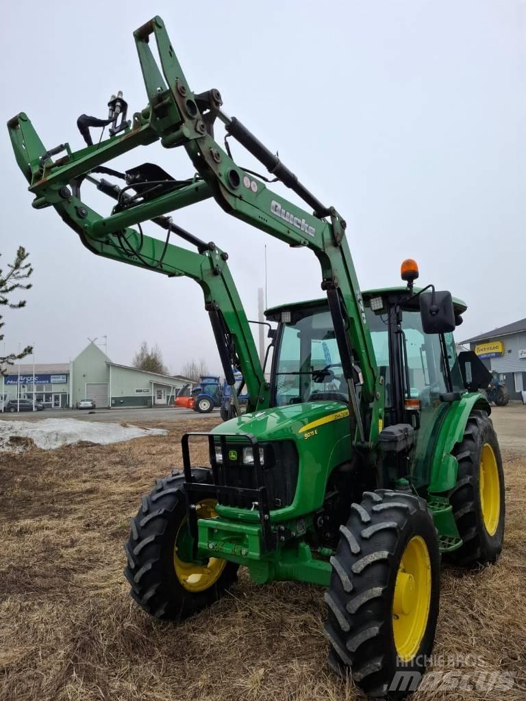 John Deere 5075 E Traktoren
