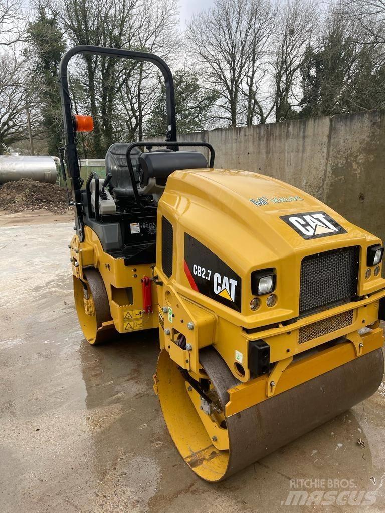 CAT CB 2.7 Tandemwalzen
