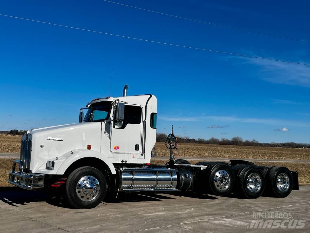Kenworth T 800 Sattelzugmaschinen