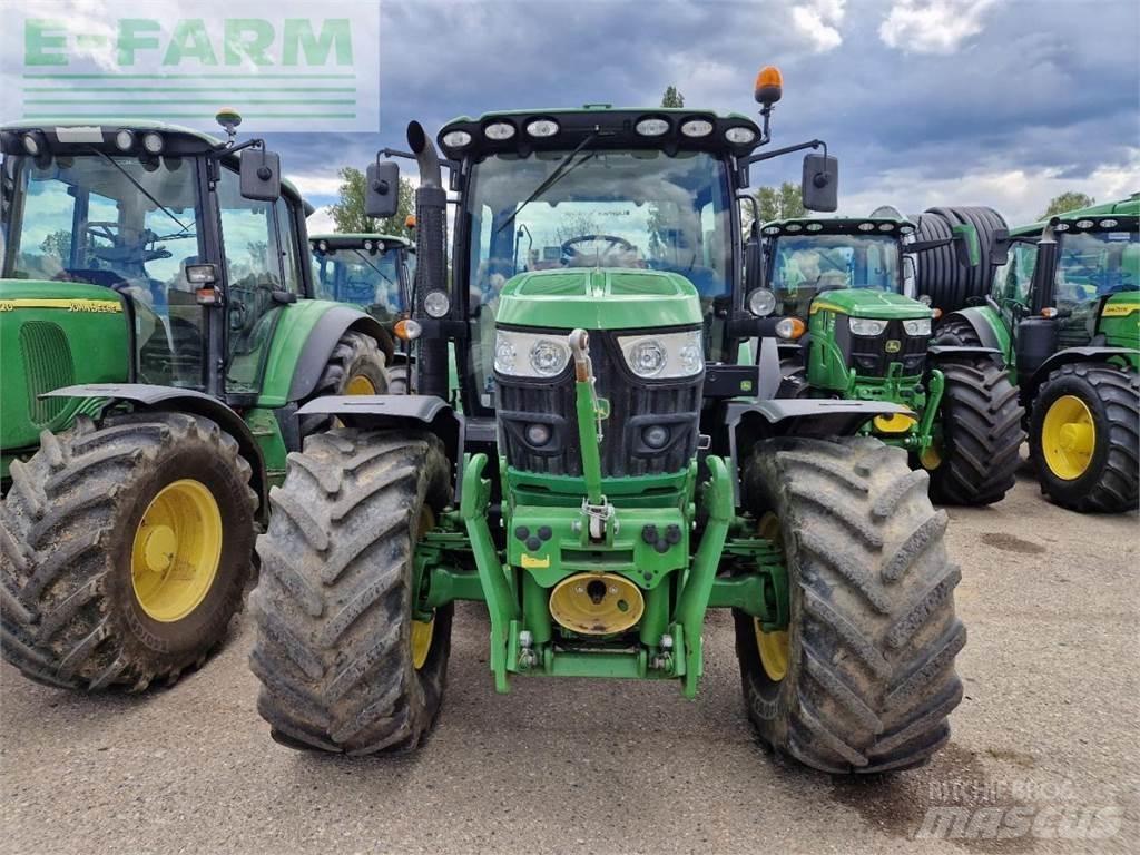 John Deere 6125R Traktoren