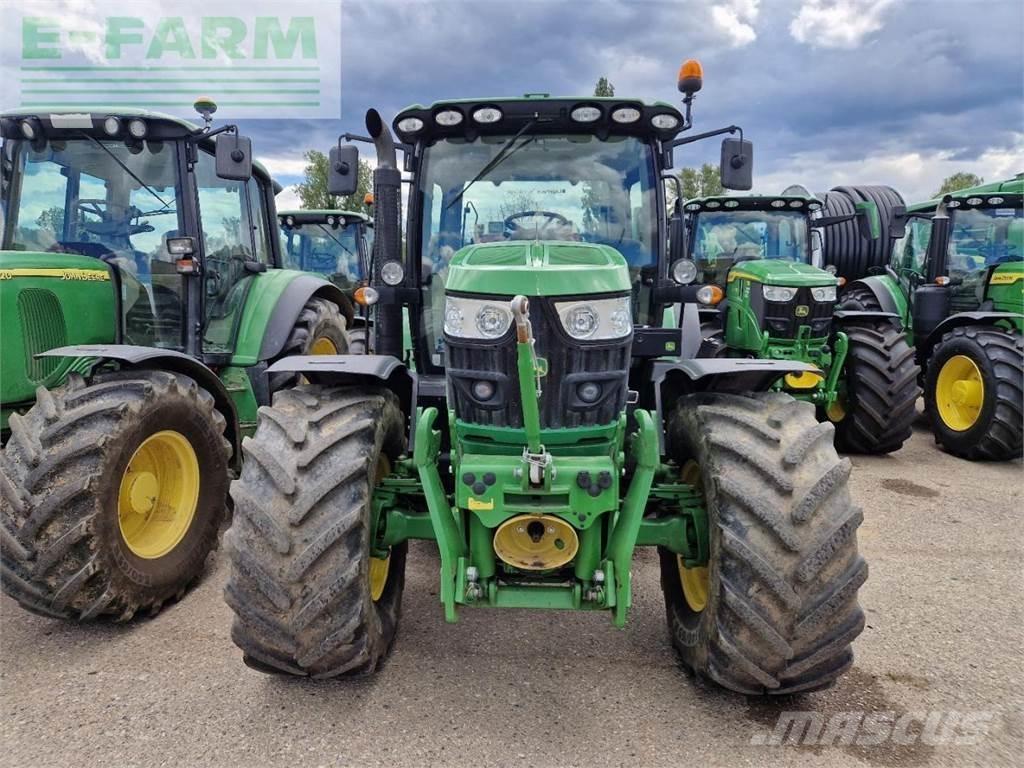 John Deere 6125R Traktoren