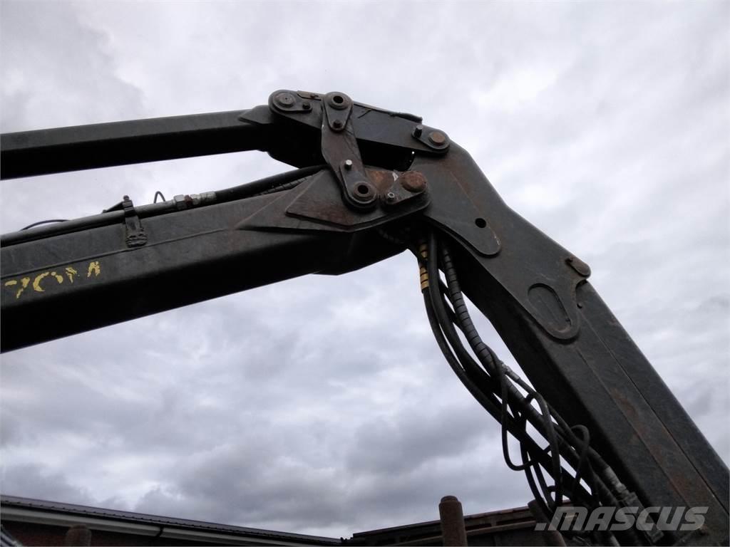 John Deere 1070 D Harvester