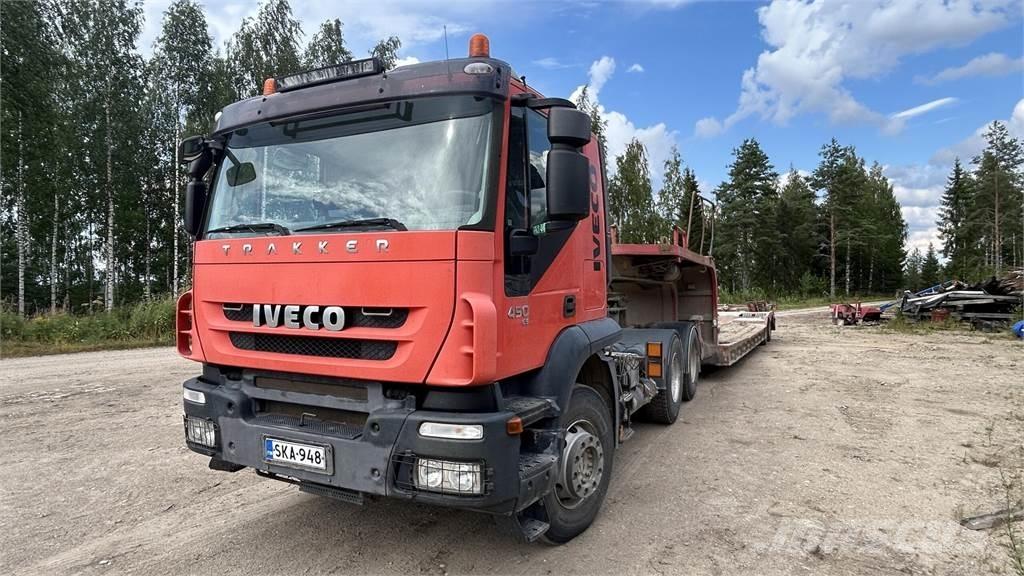 Iveco Trakker Pritschenwagen/Pritschenwagen mit Seitenklappe