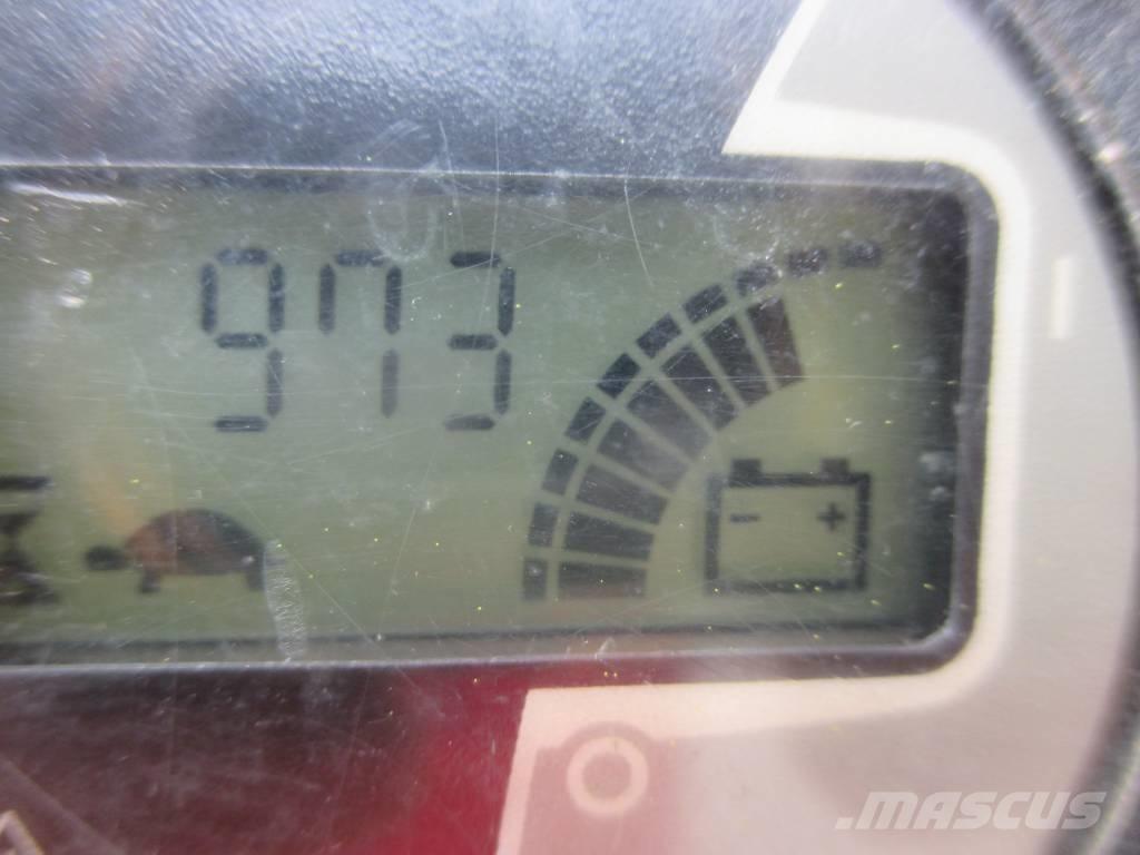 JLG Toucan 8 E Personenaufzüge