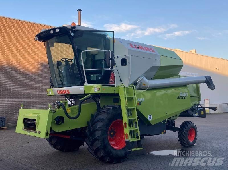 CLAAS AVERO 240 Mähdrescher