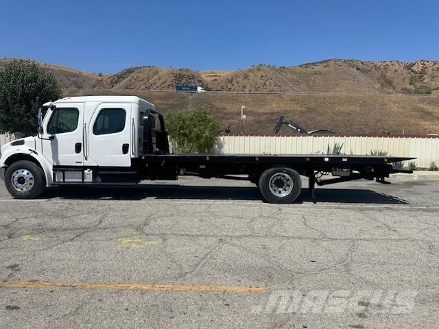 Freightliner M2 Bergungsfahrzeuge