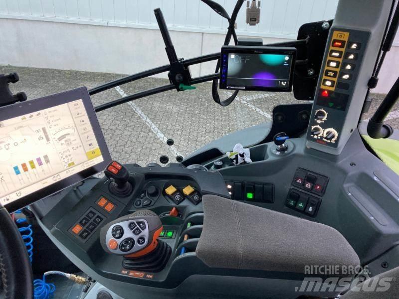 CLAAS AXION 870 Traktoren