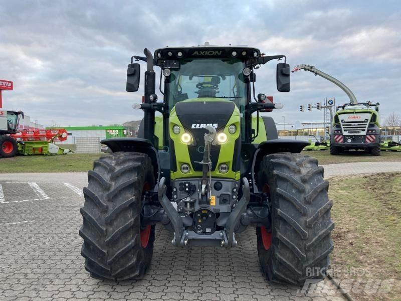 CLAAS AXION 870 Traktoren