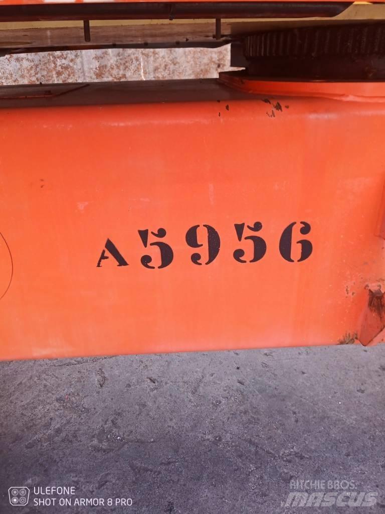 JLG 1350 SJP Teleskopbühnen