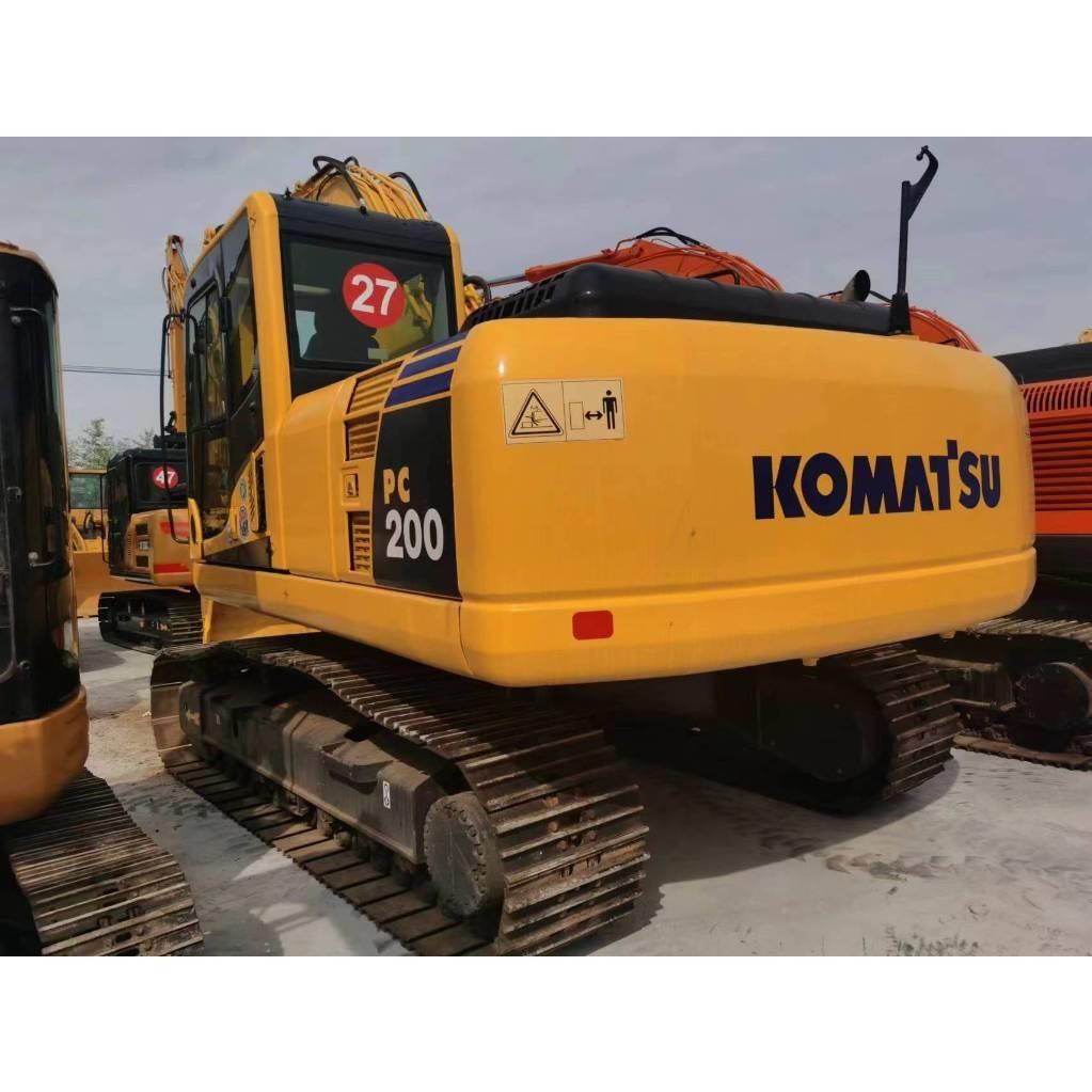 Komatsu PC 200-8 Raupenbagger