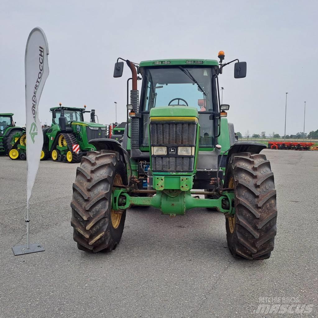 John Deere 7700 Traktoren