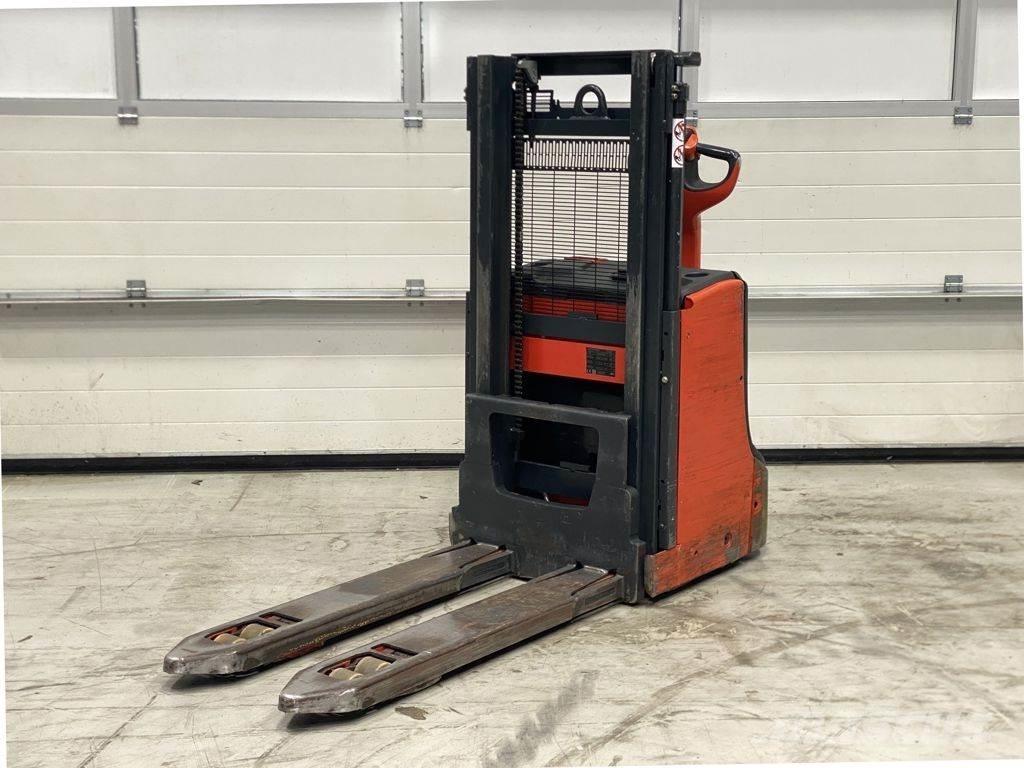 Linde D08 Deichselstapler