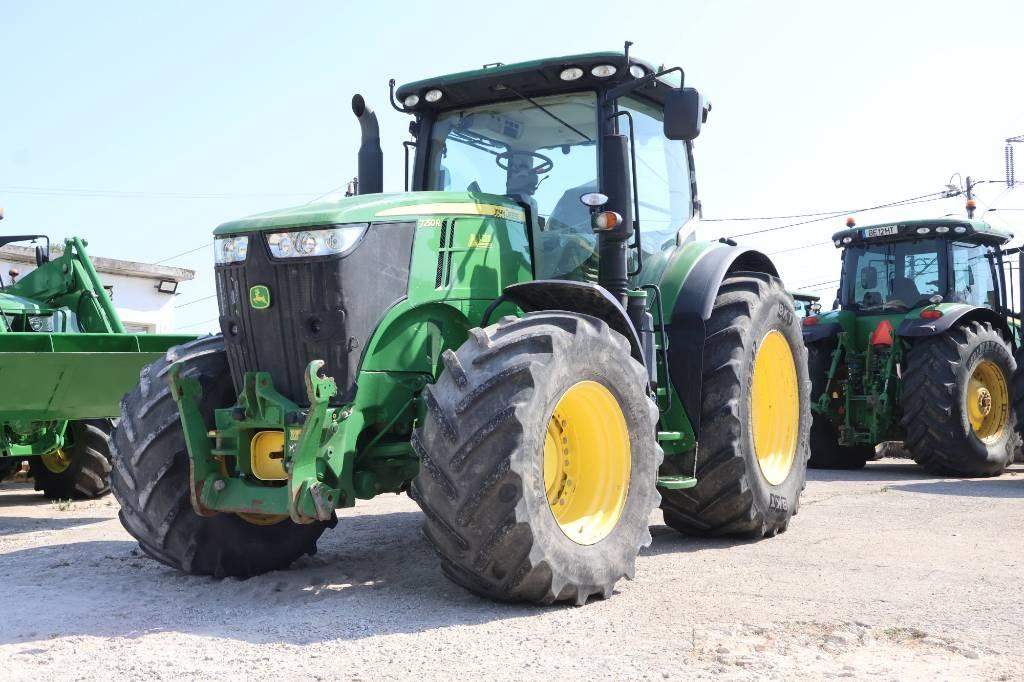 John Deere 7250 R Traktoren