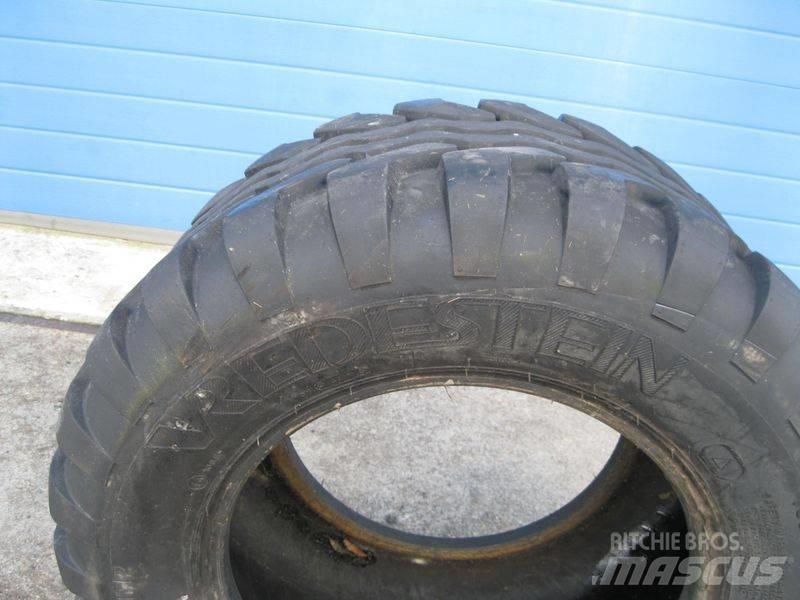 Vredestein 380/55R17 Reifen