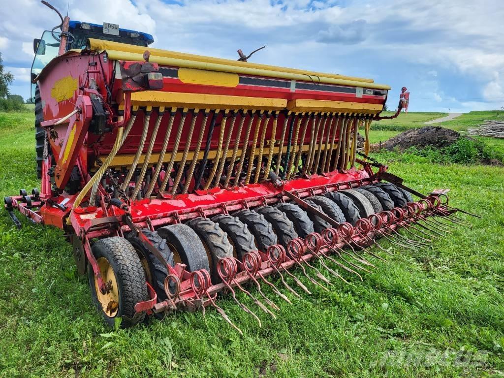 Väderstad Rapid400C Drillmaschinen