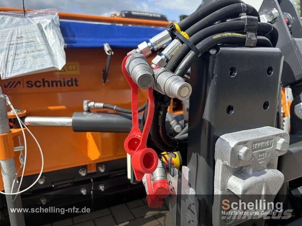 Aebi SCHMIDT CP 2 Schneeschilde und -pflüge