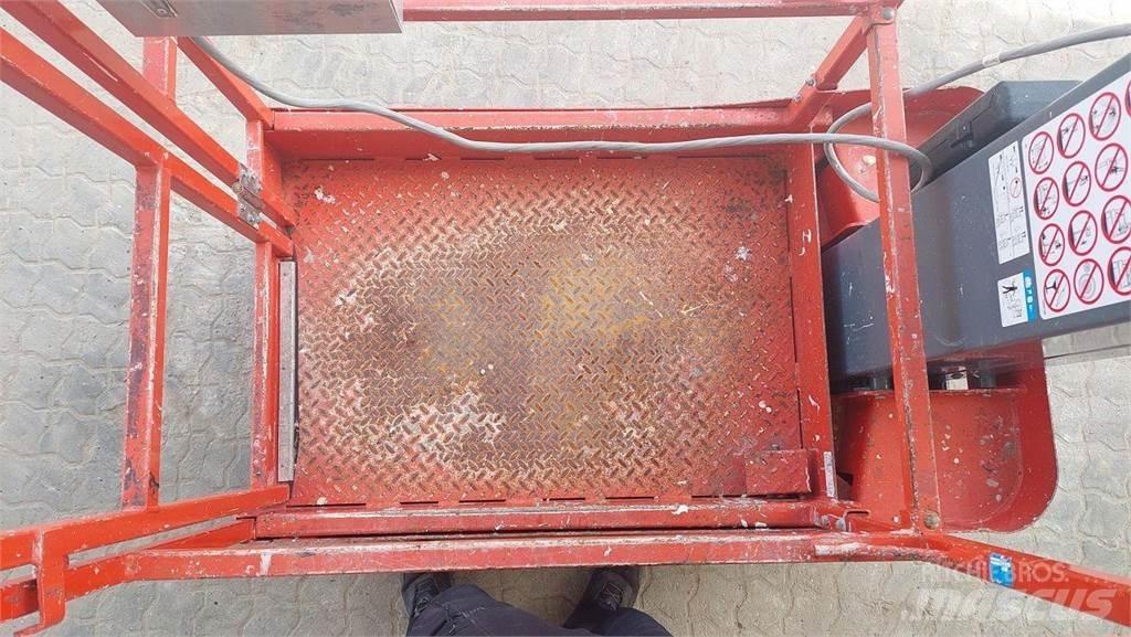 SkyJack SJ12 Personenaufzüge