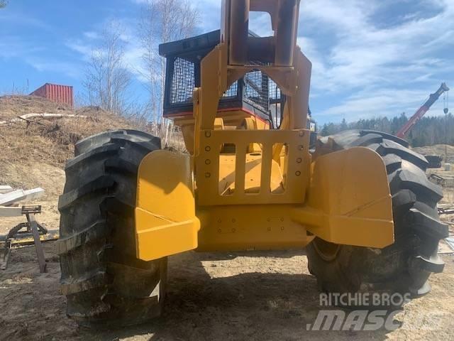 CAT 525B Stammholzschlepper