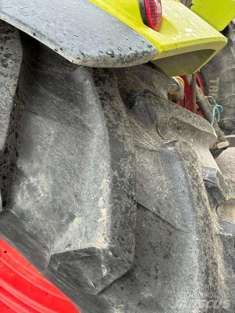 CLAAS 430 Traktoren
