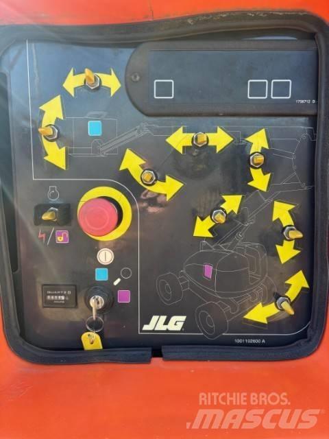 JLG 800 AJ Gelenkteleskoparbeitsbühnen