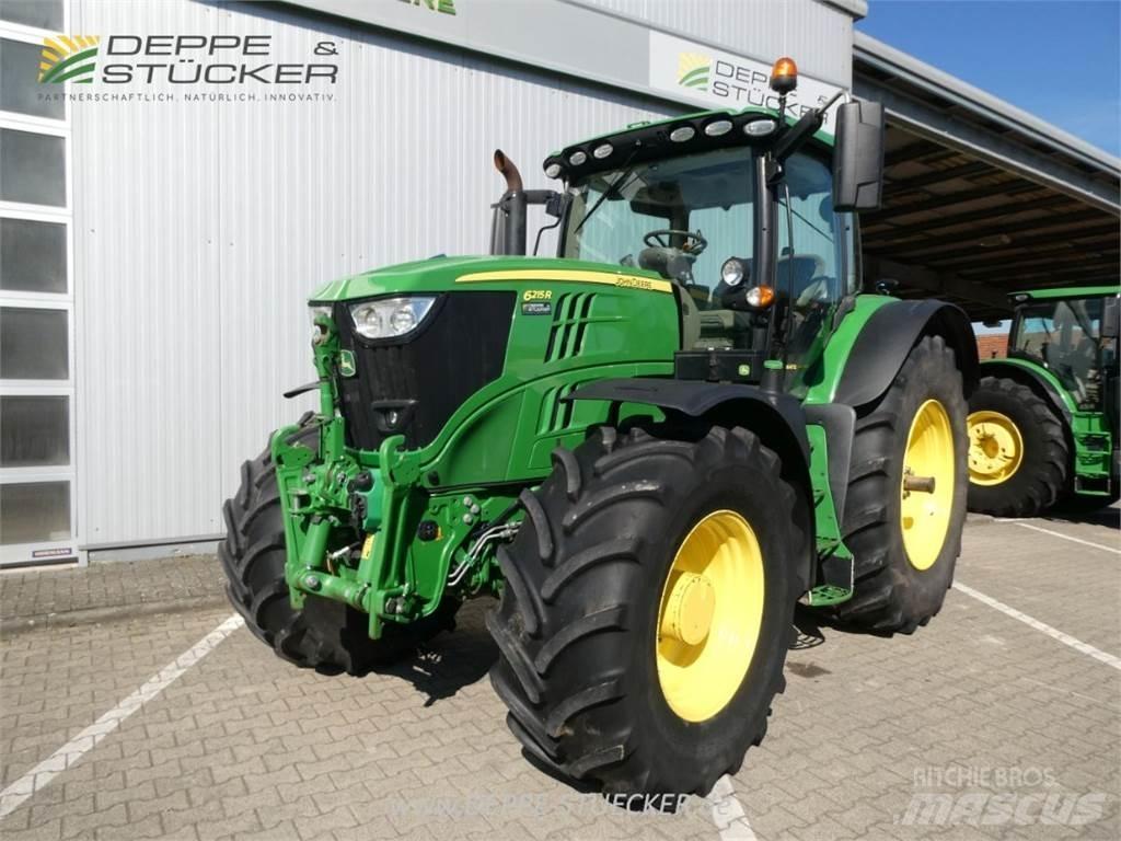 John Deere 6215R Traktoren