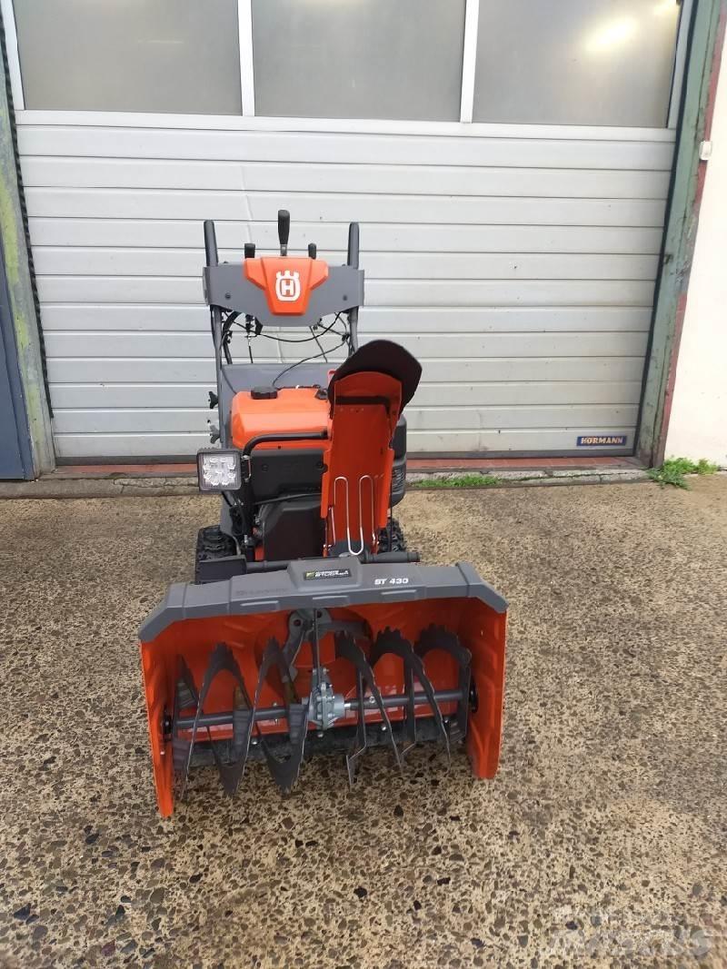 Husqvarna ST420 Schneefräse