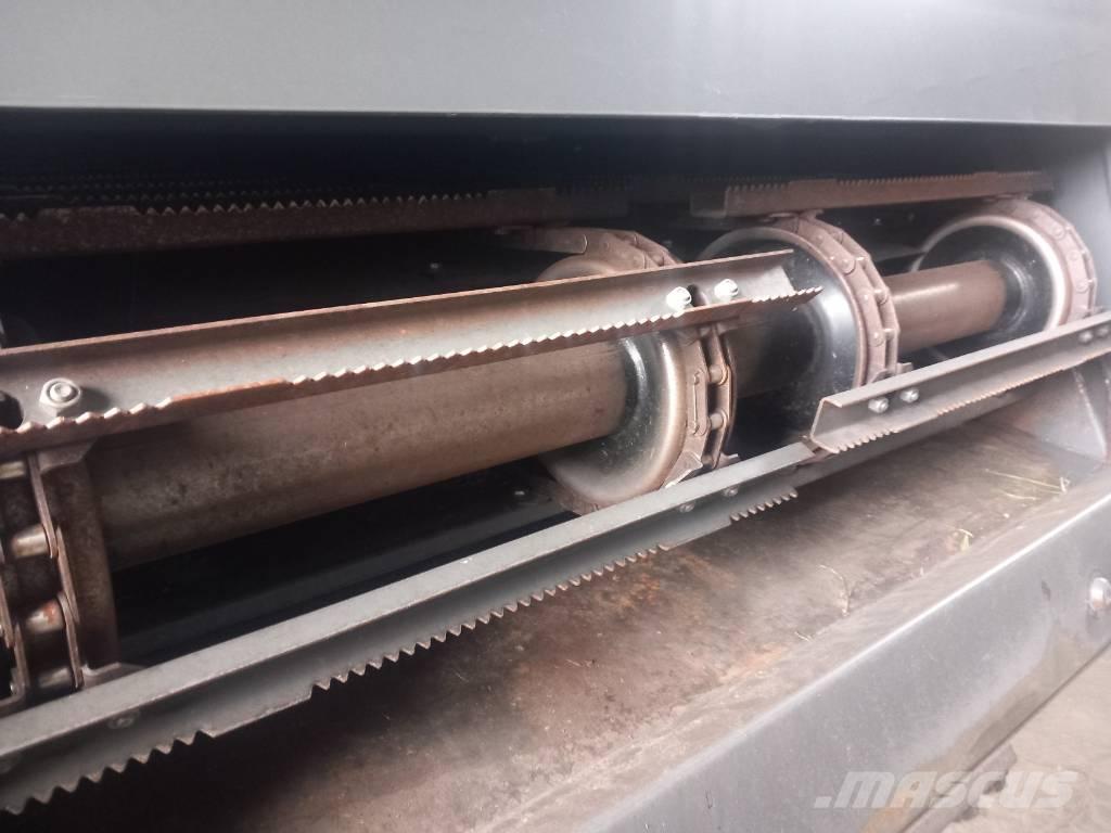 Massey Ferguson 7380 Mähdrescher