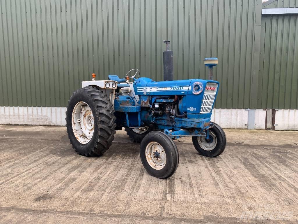 Ford 7000 Traktoren