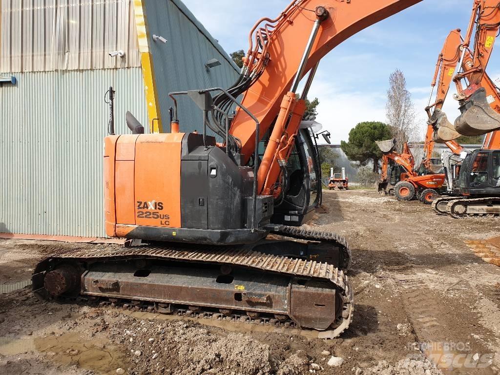 Hitachi ZX225USLC Raupenbagger