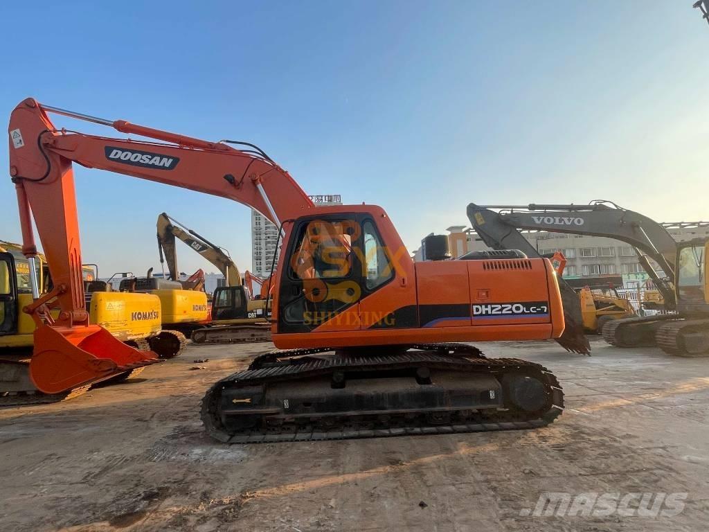 Doosan 220 LC-7 Raupenbagger