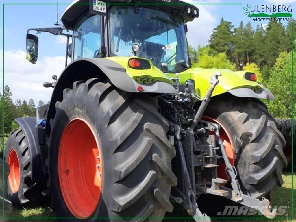 CLAAS Axion 850 Traktoren