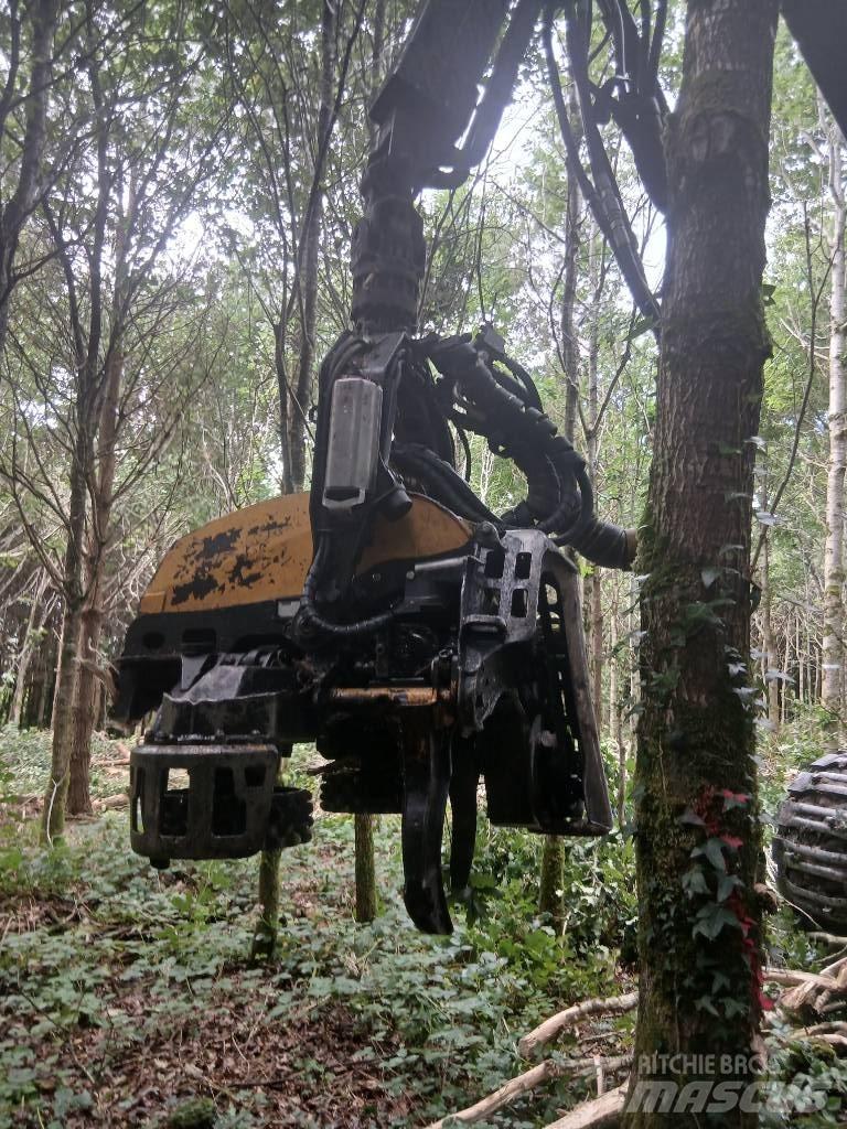 Silvatec 8266 Harvester