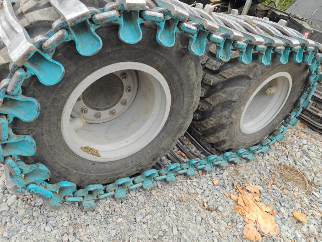 Komatsu 901 XC Harvester