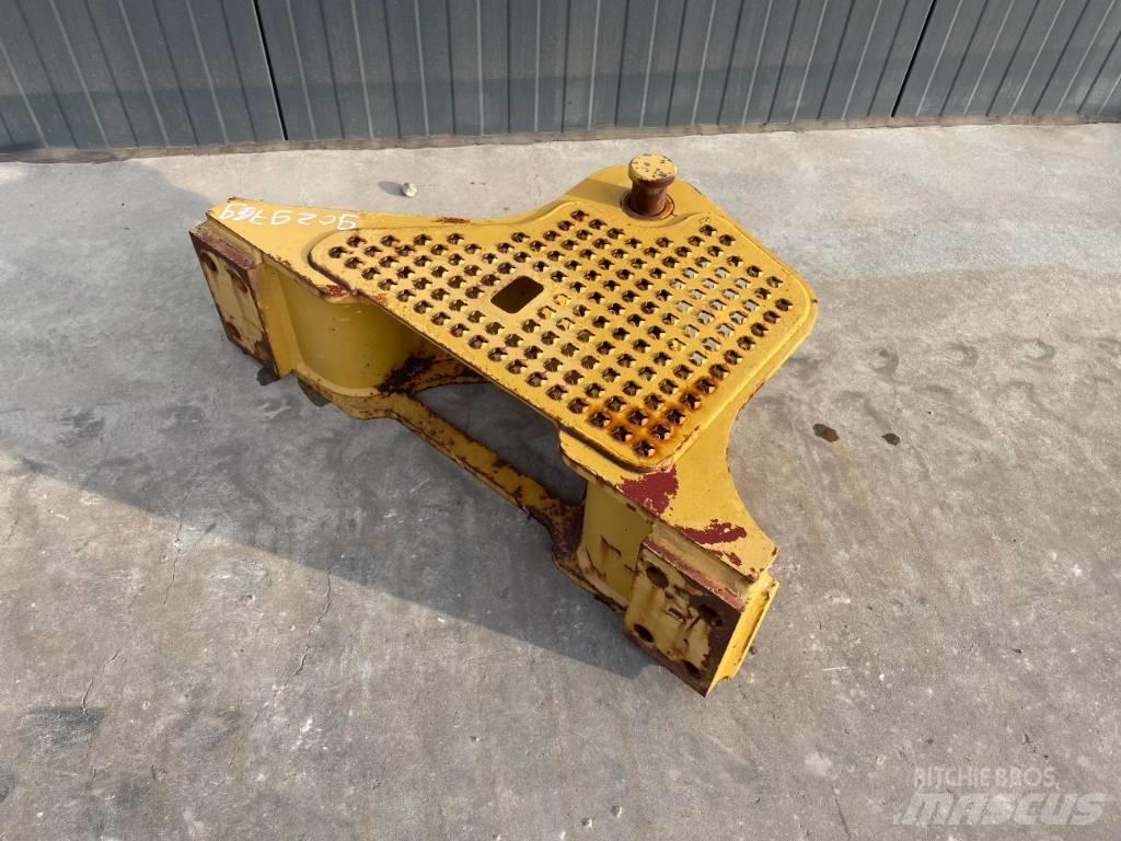 CAT D6K Zugtraverse Andere Zubehörteile