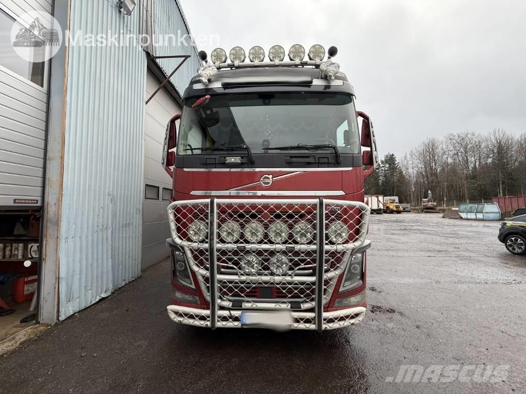 Volvo FH 16 Kleinholztransporter
