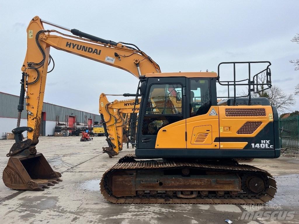 Hyundai HX140LC Raupenbagger
