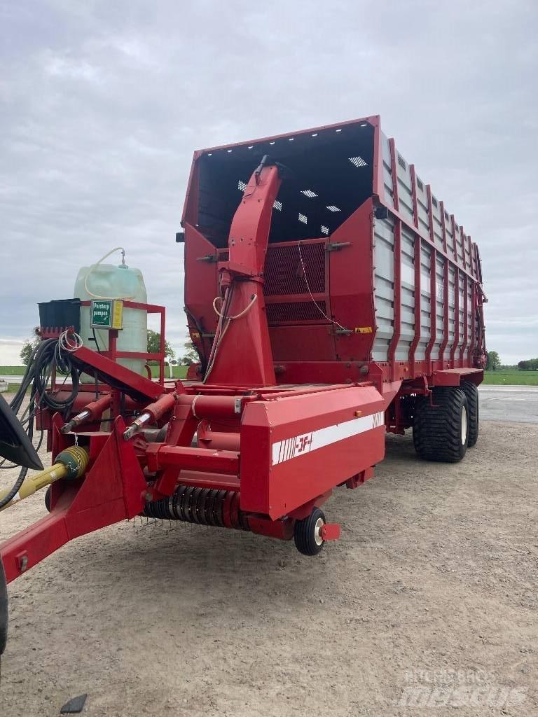 JF CT 4200 Ladewagen